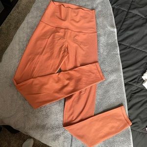 OFFLINE by Arie 7/8 Leggings